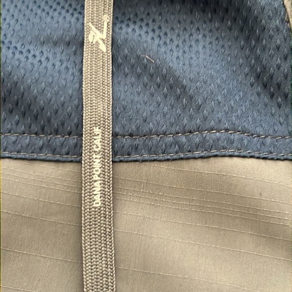 Hobie Men’s size 32 Board shirts. Gray, Blue, and black. Gently worn. - Picture 4 of 8